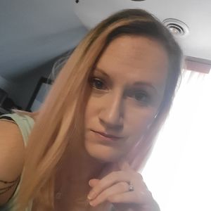 Meet your Posher, Cami